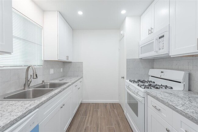 Building Photo - 11541 Sandy Loam Trail