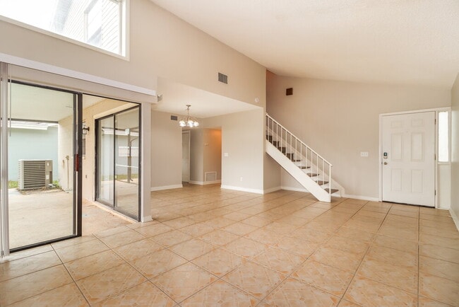 Building Photo - 10375 Chadbourne Dr