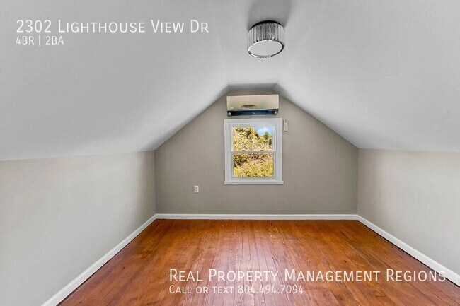 Building Photo - 2302 Lighthouse View Dr