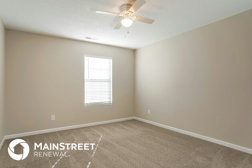 Building Photo - 453 Mayview Dr