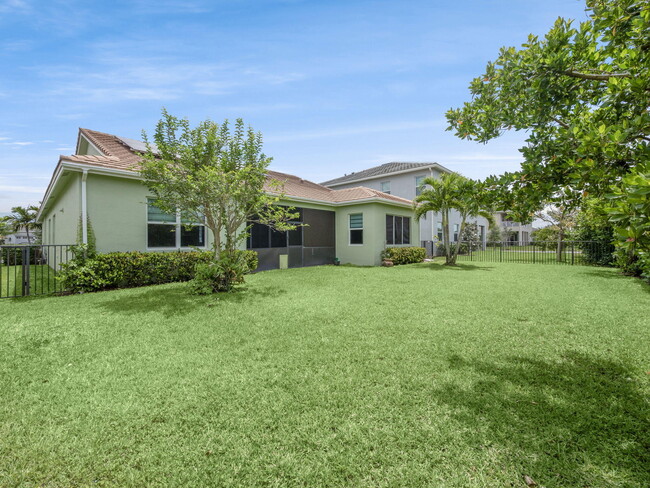 Building Photo - 5857 Whippoorwill Cir