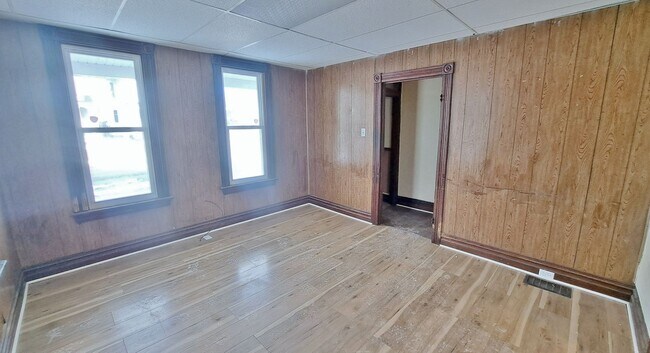 Building Photo - 233-235 Centennial Avenue