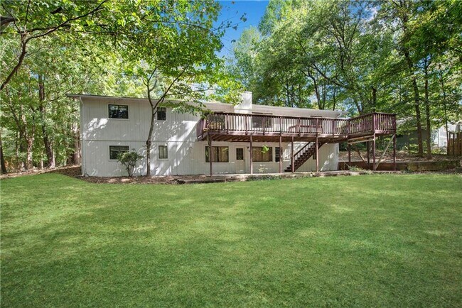 Building Photo - 1515 Northridge Rd