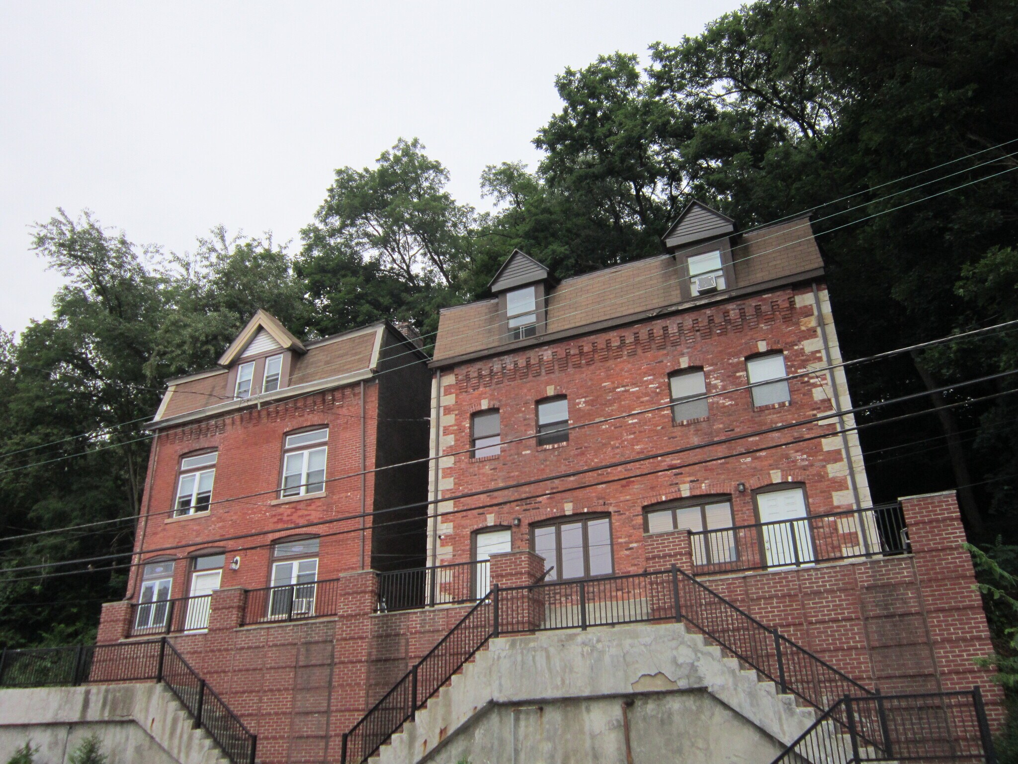 Building Photo - 1851 Morningside Ave