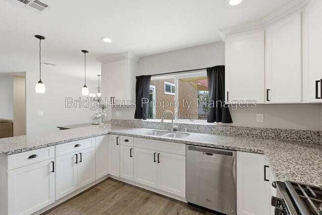 Building Photo - 6379 Elsberry St