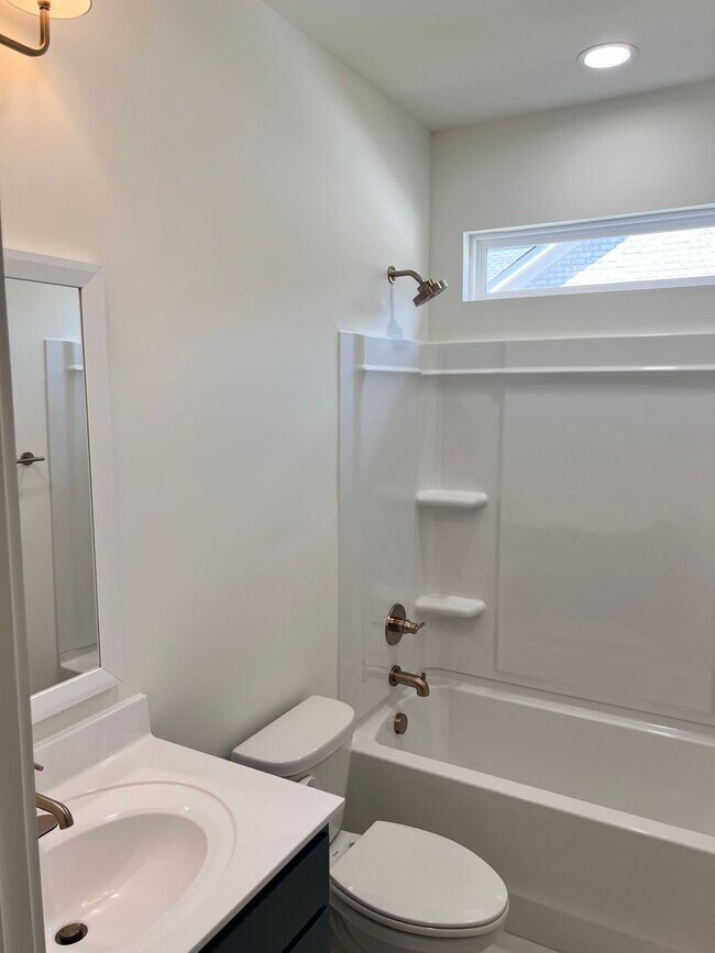 Building Photo - New Construction- One level home with luxurious finishes!