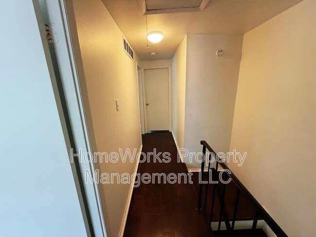 Building Photo - 3422 Moultree Pl