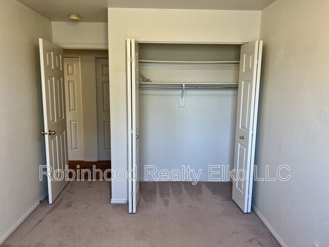 Building Photo - 315 Spring Creek Pkwy