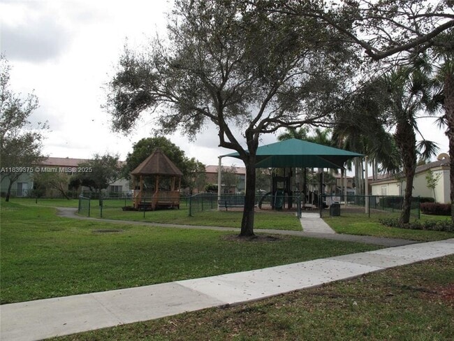 Building Photo - 15584 NW 12th Ct