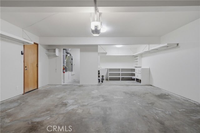 Building Photo - 2744 E 20th St
