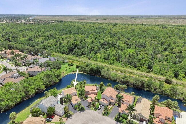 Building Photo - 21461 Sawmill Ct