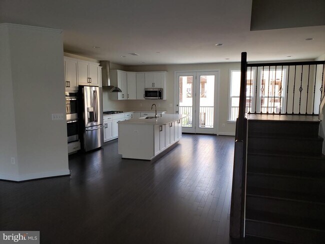 Building Photo - 42306 Crawford Ter