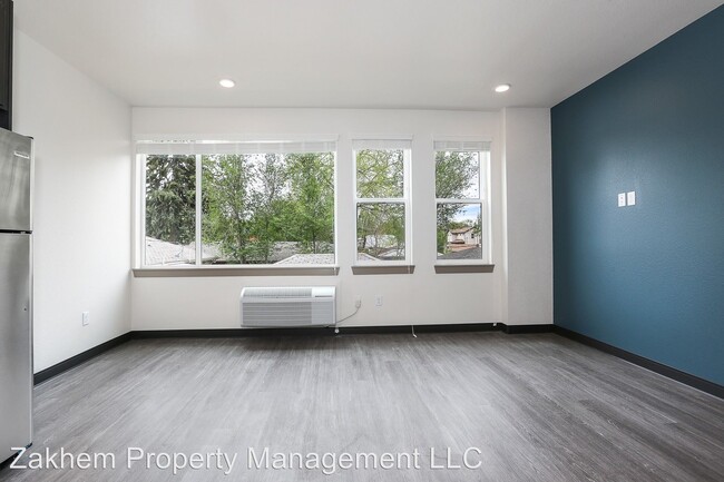 Building Photo - 3785 Yates St