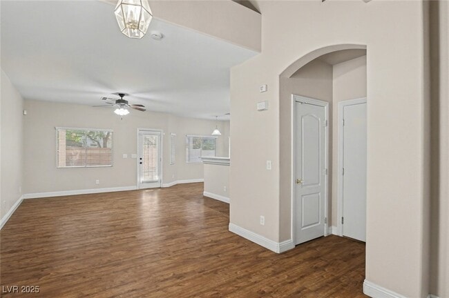 Building Photo - 1123 Aldenwood Ave