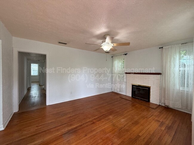 Building Photo - 5143 Palmer Ave