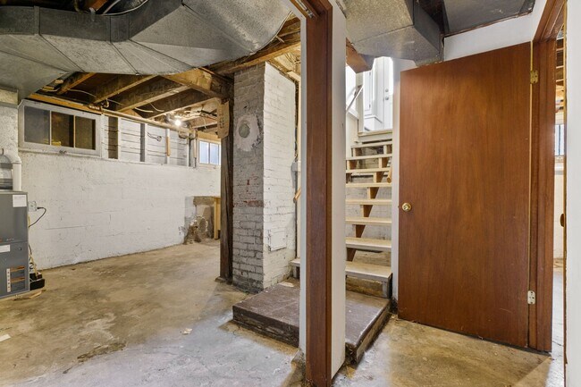 Building Photo - 4Bd/1.5Ba Seattle House