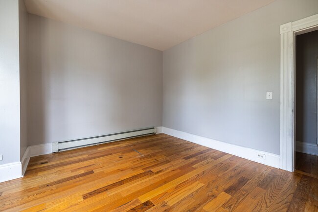 Building Photo - 221 Coleman St