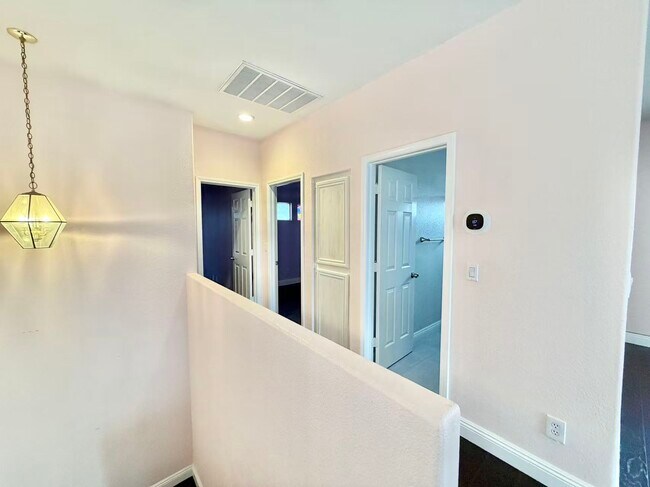 Building Photo - 7957 Sky Birch Ct