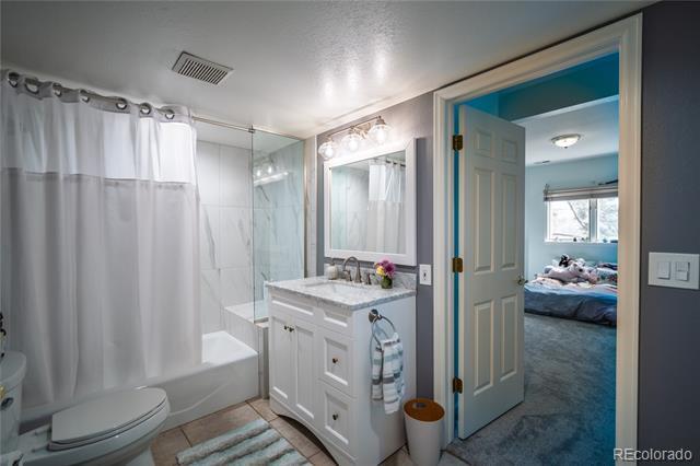 Building Photo - 4212 E Orchard Pl