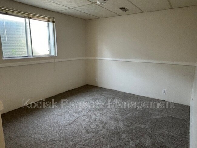 Building Photo - 9694 S Stonehaven St