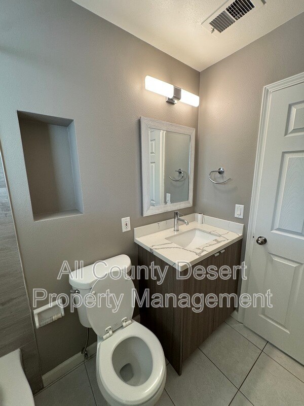 Building Photo - 70181 Sun Valley Dr