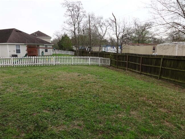 Building Photo - 2605 Zackery Ct