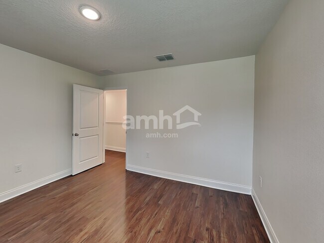 Building Photo - 6182 Little Blf Cir