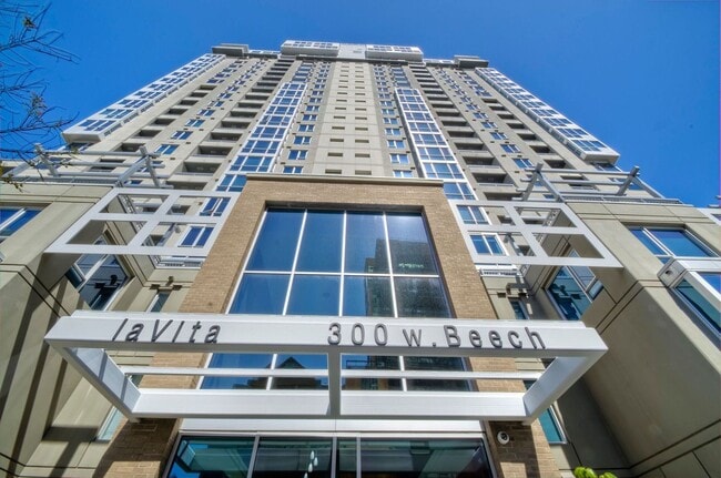 Building Photo - San Diego- Downtown- La Vita – Little Italy Condo- Split Level Style Move-In Special