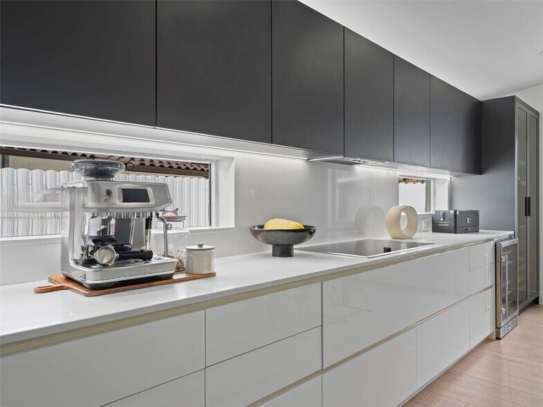 Building Photo - 7753 NW 189th St