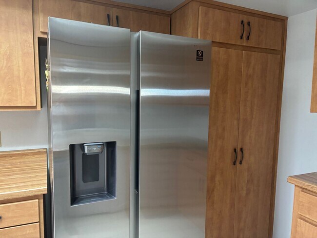 Building Photo - This lovely home is available May 2026 ongoing!   Leisure is a 45+ Active Adult Resort Community.