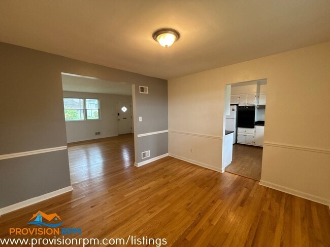 Building Photo - 4002 22nd Ave