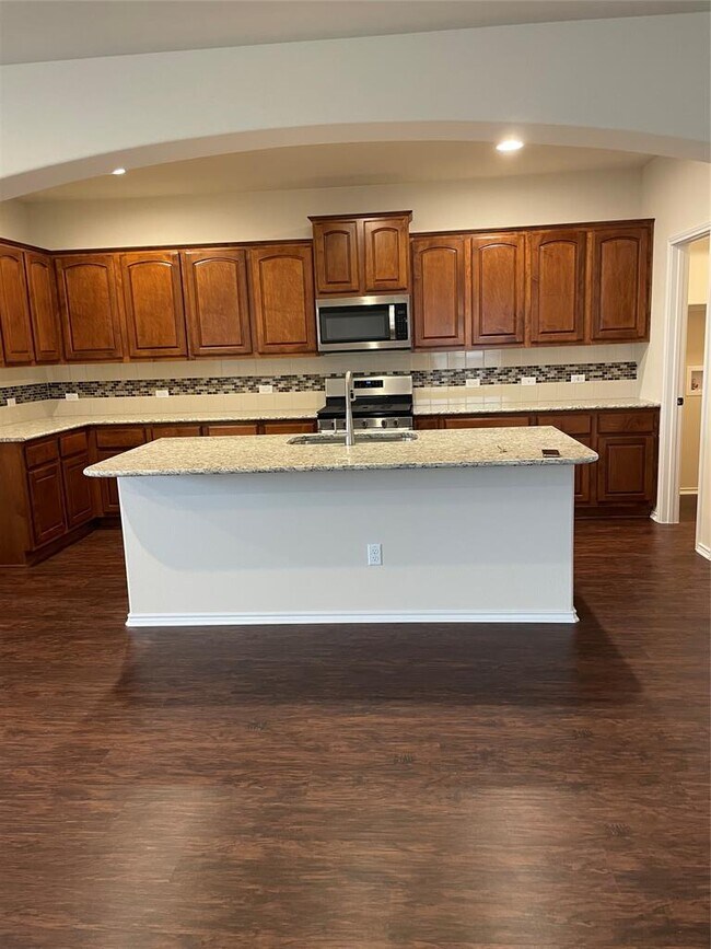 Building Photo - 3473 Pauling Loop