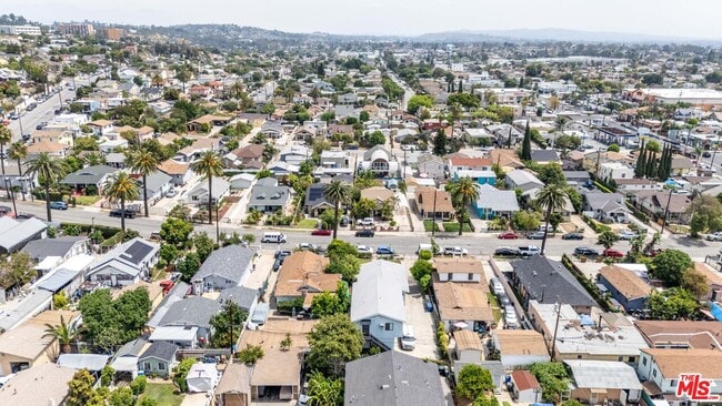 Building Photo - 441 N Ditman Ave