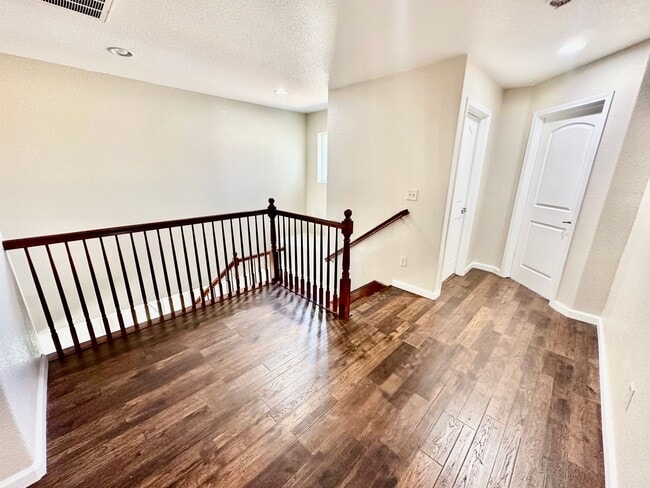 Building Photo - Newly Built Madera 4/3