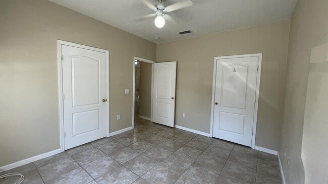 Building Photo - 17954 Villa Creek Dr