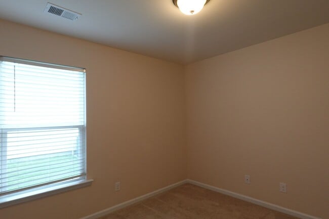 Building Photo - Coming Available!