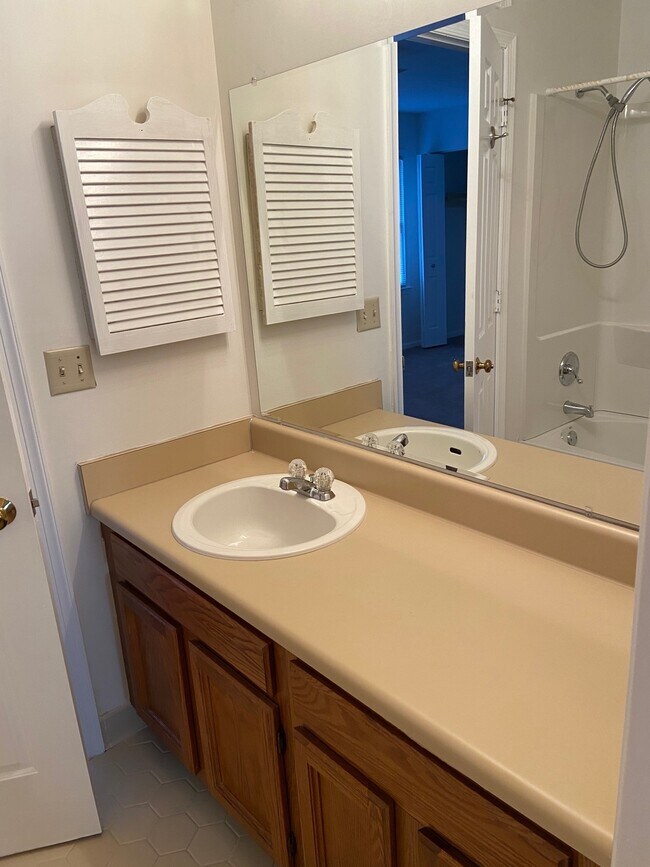 Jack & Jill Restroom - 1901 Devonshire Dr