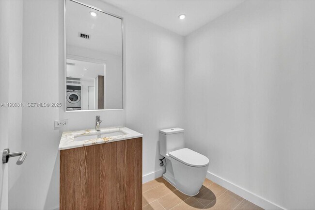 Building Photo - 500 Alton Rd