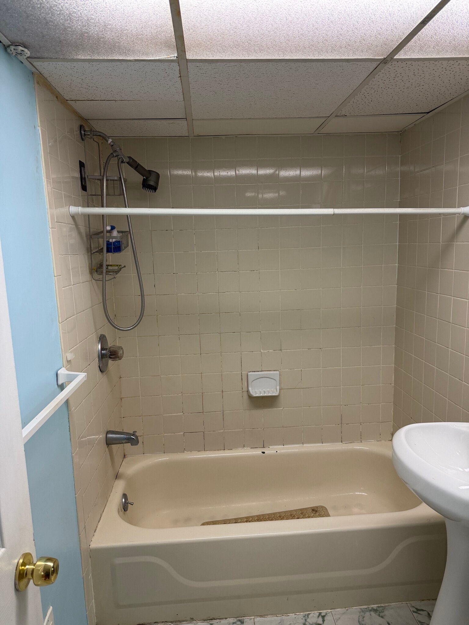 Building Photo - 976 Jerusalem Ave