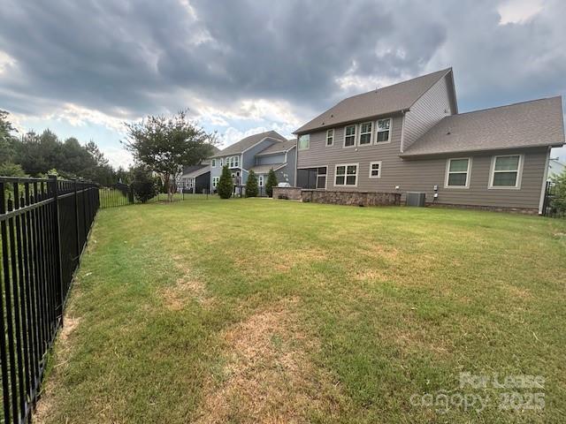 Building Photo - 4025 Hamilton Mill Dr