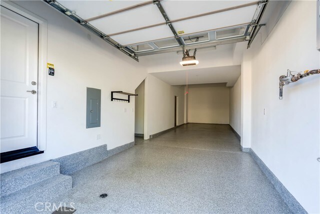 Building Photo - 9690 Aire Pl