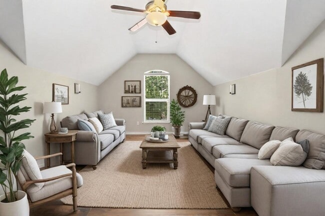 Building Photo - 1639 Wildflower Dr