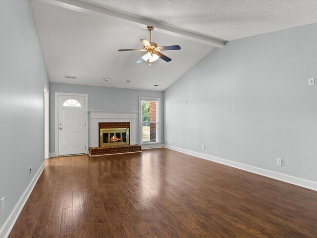 Building Photo - Great location in Harvest and only minutes...