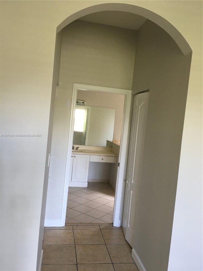 Building Photo - 16637 SW 52nd St