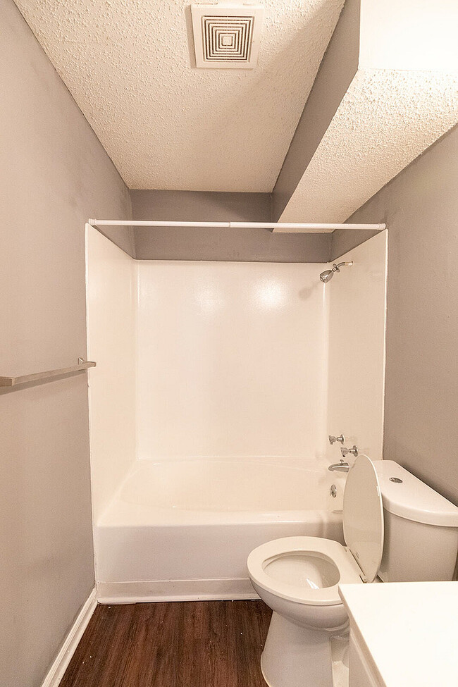 Bathroom - Hillcrest Townhomes