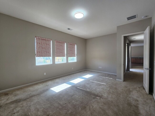 Building Photo - Single story home in the Stonebrook area of Sparks, NV.