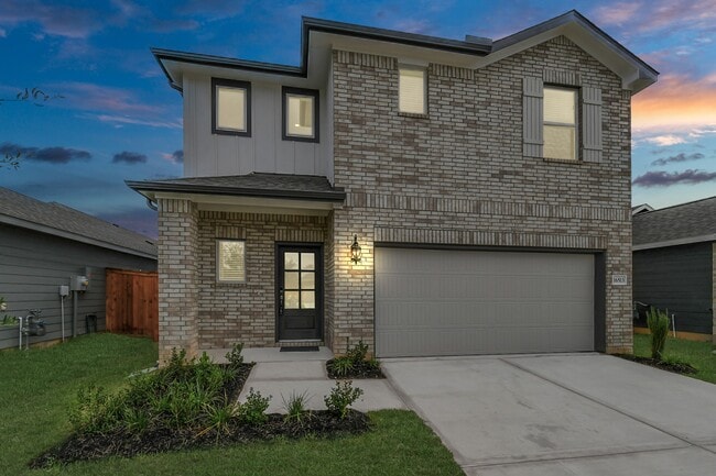 Building Photo - 16513 Breezy Knl Ct