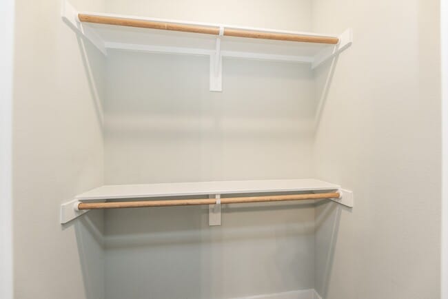 Building Photo - 9 Drywood Ln