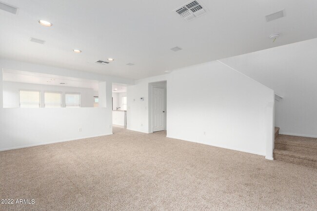 Building Photo - 6475 W Freeway Ln
