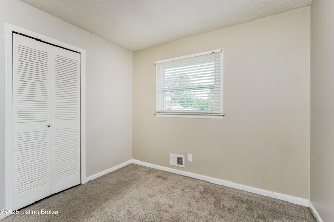 Building Photo - 3622 Foreman Ln